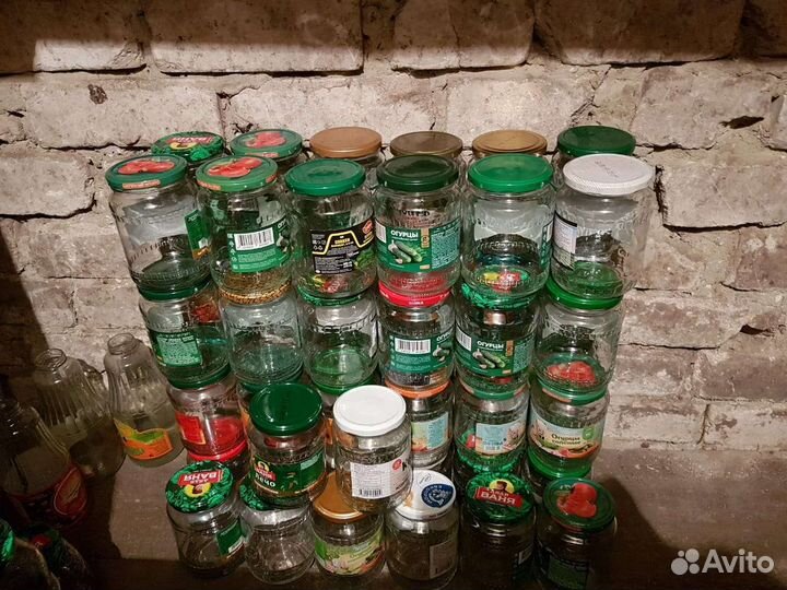 Продам банки в одни руки