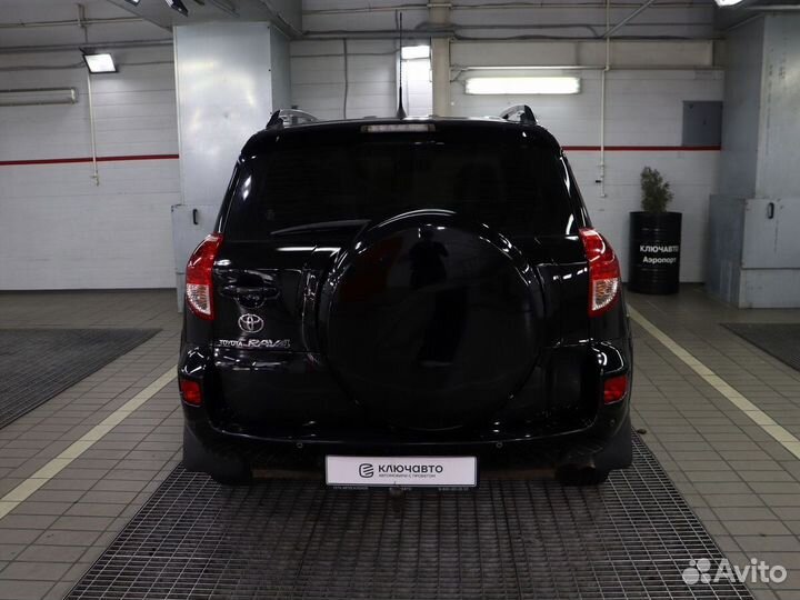 Toyota RAV4 2.4 AT, 2008, 250 000 км