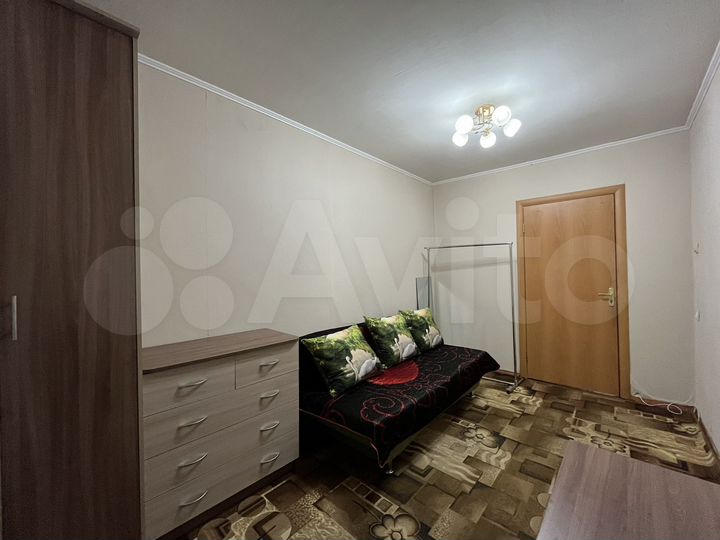 Комната 12 м² в 3-к., 1/5 эт.