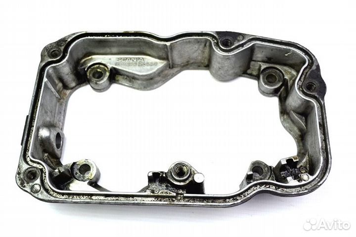 Клапанная крышка, нижняя часть scania 4-series 124