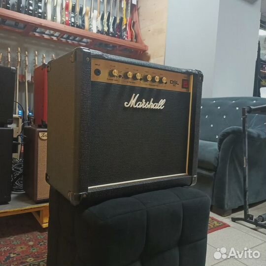 Ламповый комбоусилитель Marshall DSL5CR 5Вт 1x10 Celestion Ten 30 Taiwan 2010's