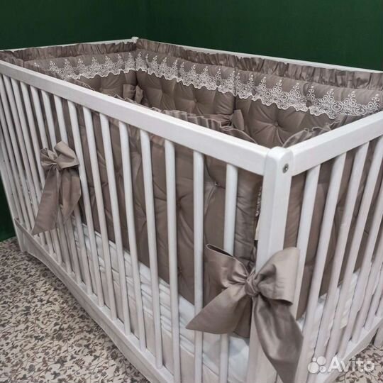 Бортики в кроватку