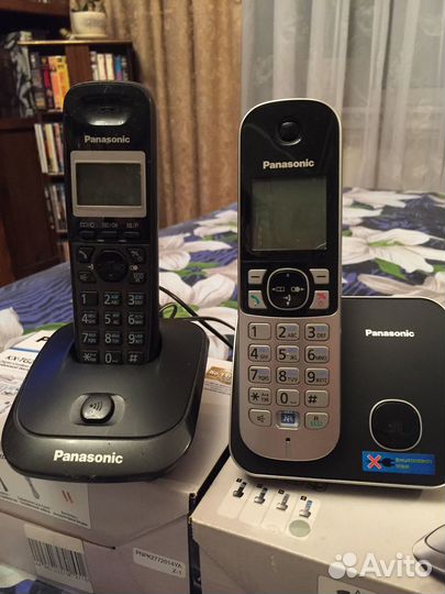 Кнопочный телефон