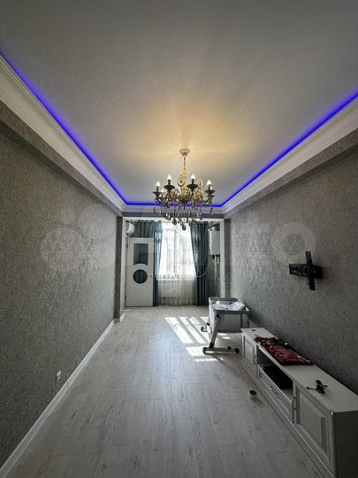 2-к. квартира, 60 м², 2/9 эт.