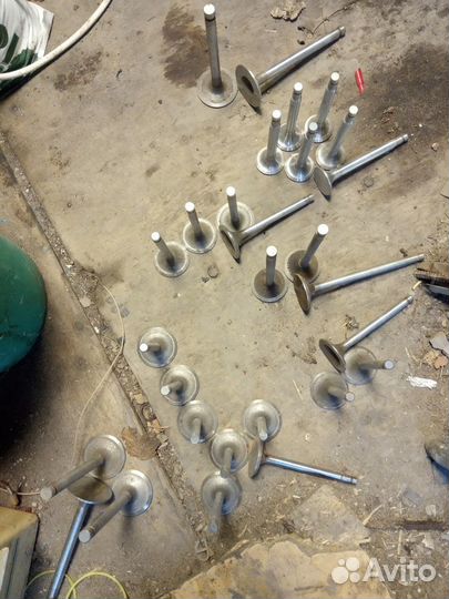 Клапана газон новые с отк