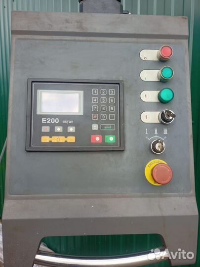 Листогиб WE67K-250/3200