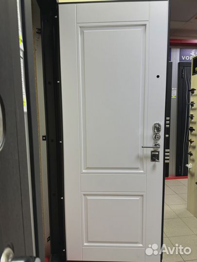 Дверь входная с установкой