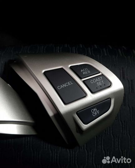 Кнопки на руль Mitsubishi