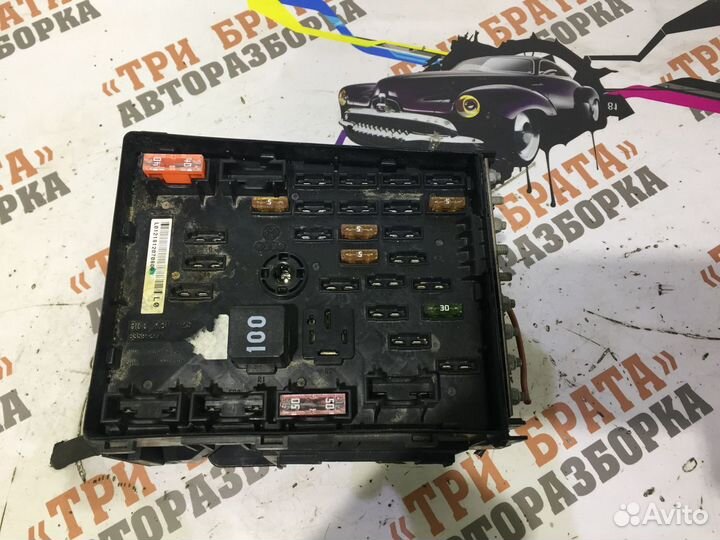 Фольксваген Пассат Блок предохранителей