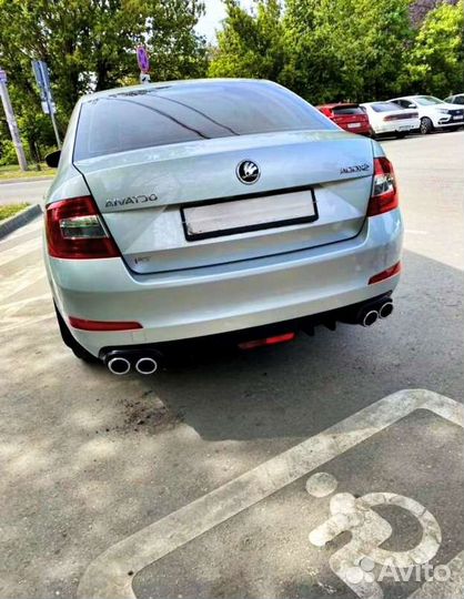 Диффузор на задний бампер Skoda Octavia A7