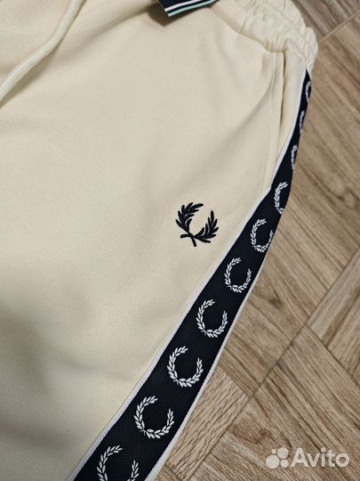 Спортивные штаны fred perry