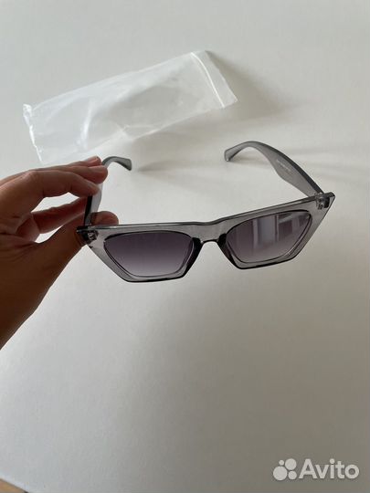 Солнцезащитные очки, новые