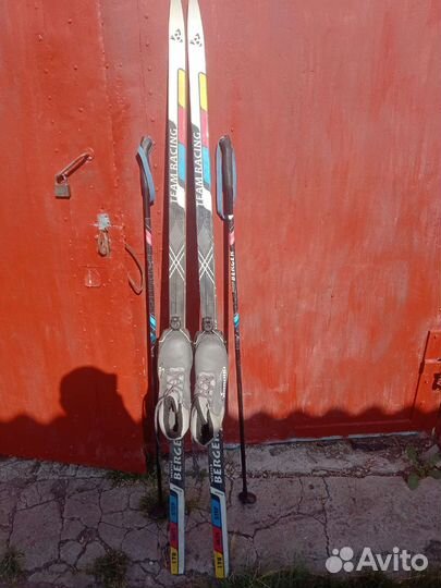 Беговые лыжи