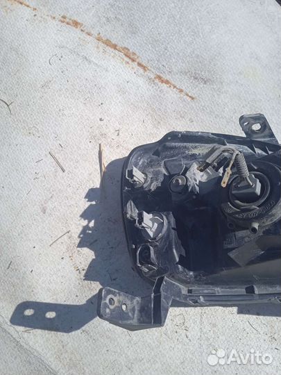 Фара левая Хонда лого