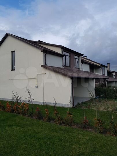 Таунхаус 130 м² на участке 2,7 сот.