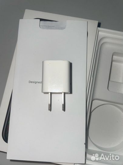 Коробка от iPhone xs