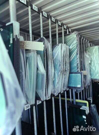 Стекло кабины sany SCC6500E