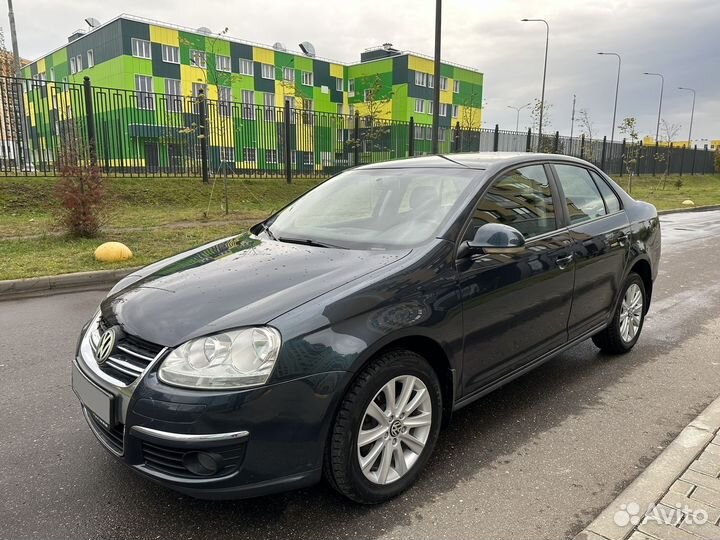 Volkswagen Jetta 1.6 МТ, 2010, 206 800 км