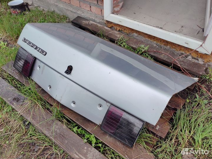 Крышка багажника ваз 2110