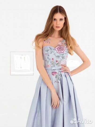 Вечернее элегантное платье