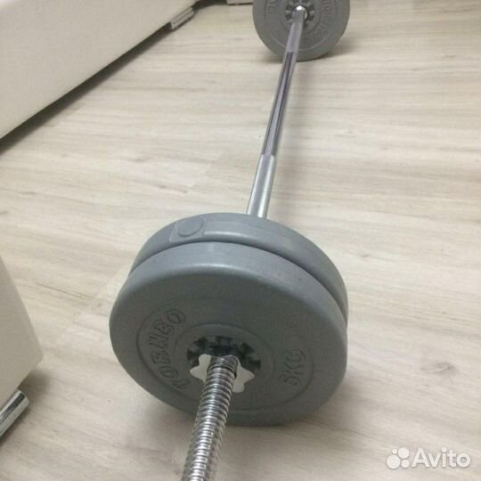Спортивный инвентарь:штанга+скамья+гантели+блины
