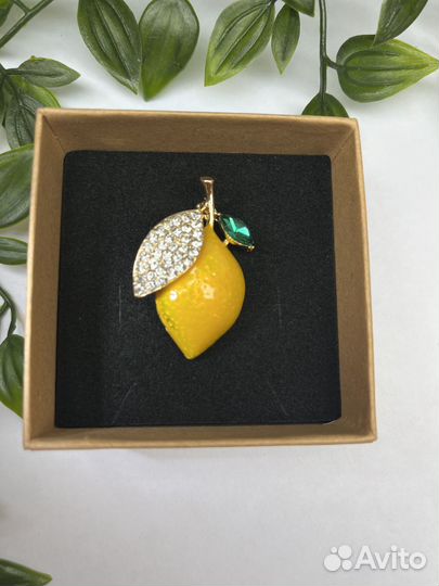 Брошь Лимон