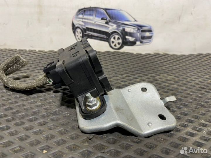 Датчик курсовой устойчивости Volvo S60 S80 V70