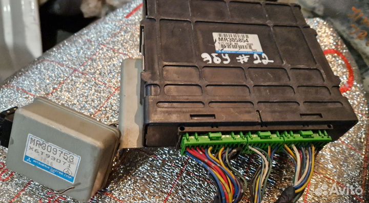 Эбу на Монтеро Спорт