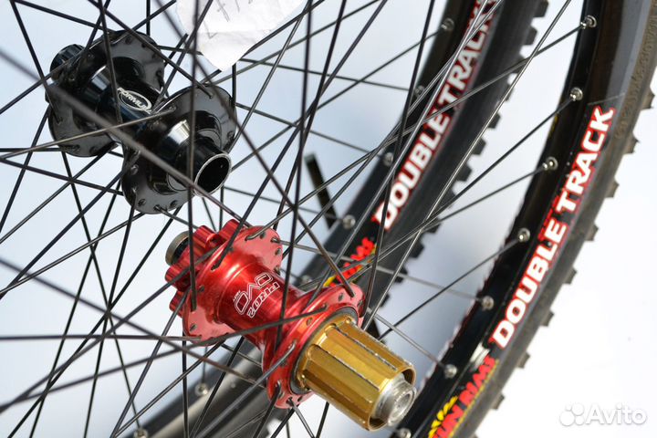 26 DH вилсет (110х20 / 135х12) Double Track / Hope