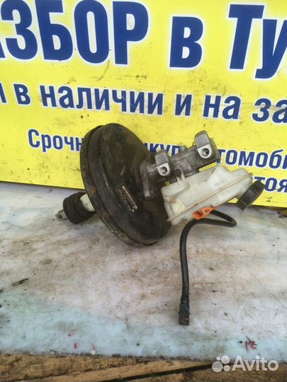 Вакуумник тормозной Nissan Almera