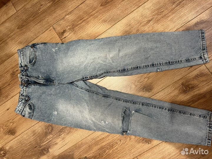 Джинсы Bershka