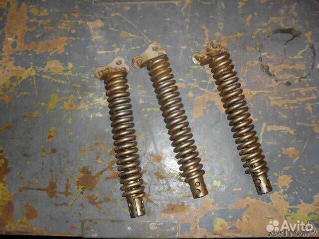 Доводчик пружинный новый