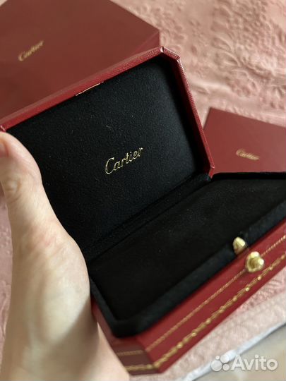 Коробка от cartier trinity