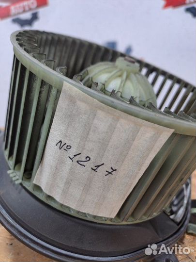 Мотор печки Audi A4 1.9TDI 1998