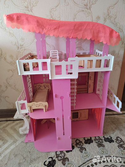 Кукольный домик