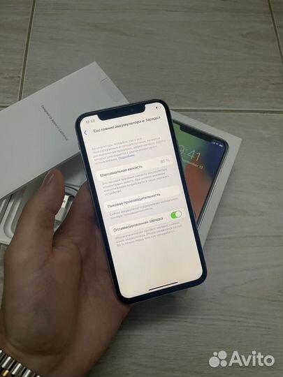iPhone X, 64 ГБ