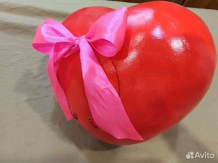 Бокс упаковка в виде сердца
