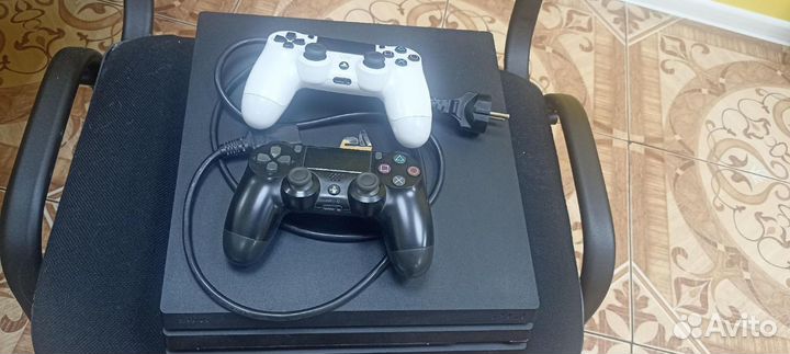 Игровая приставка Sony PlayStation 4 Pro