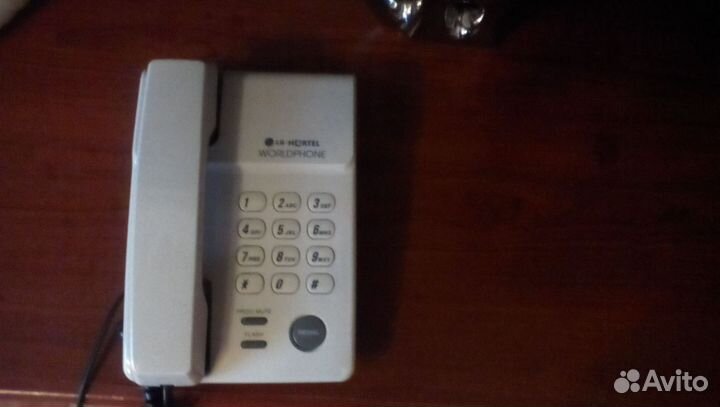 Продаю телефон