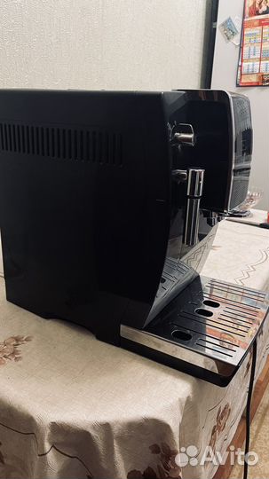 Кофемашина delonghi dinamica