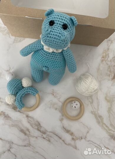 Вязаные погремушки, игрушки, подушки