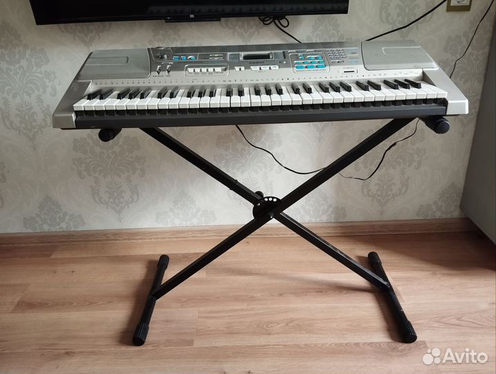 Синтезатор casio lk- 300 tv
