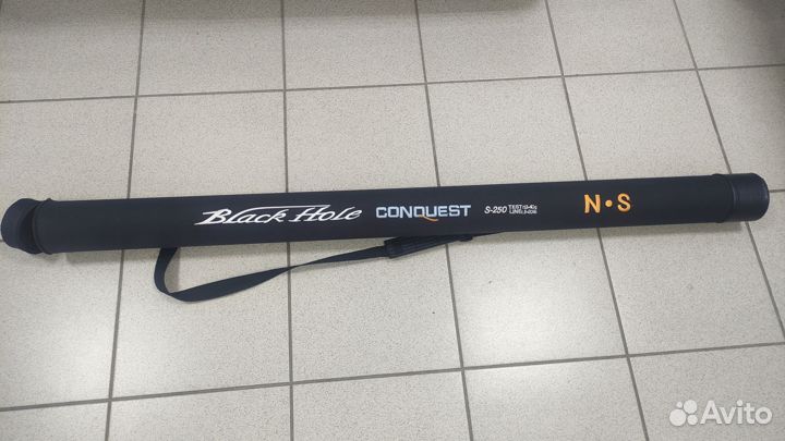 Спиннинг Black Hole Conquest