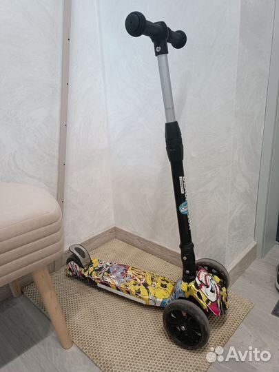 Самокат детский трехколесный