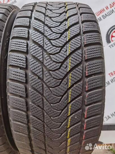 Delinte WD1 245/40 R18 93T