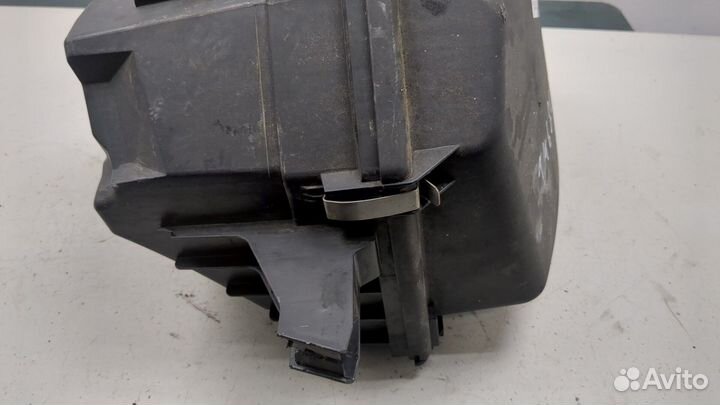 Корпус воздушного фильтра Volkswagen Polo, 2006