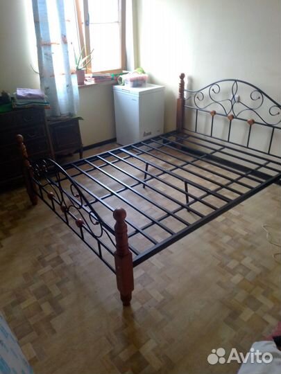 Каркас кровати 160х200