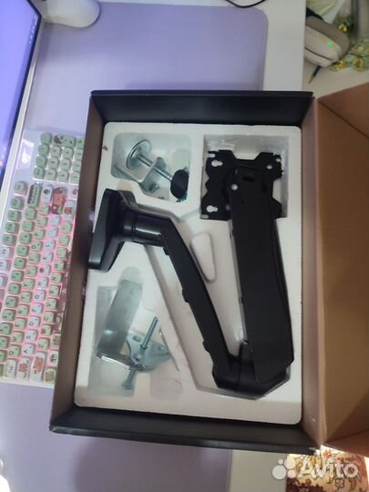 Кронштейн для монитора onkron g80