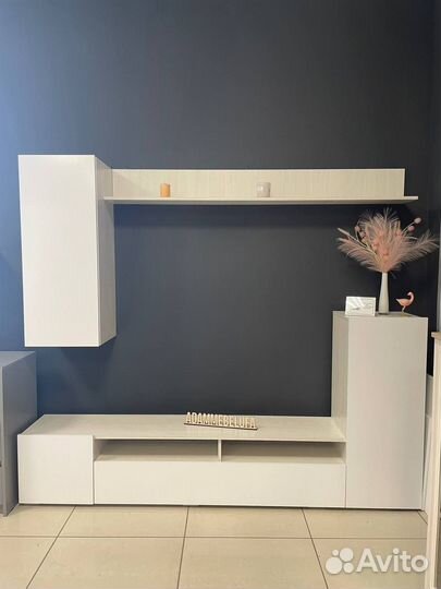 Стенка в гостиную