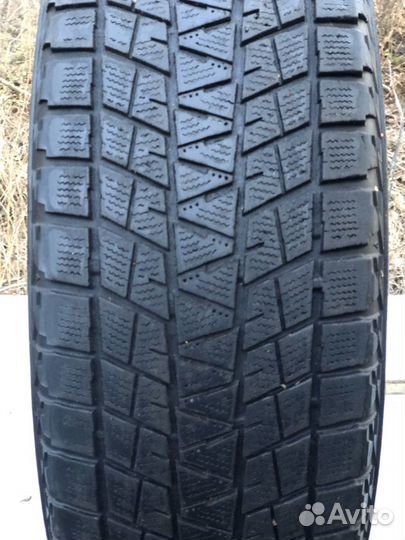 Bridgestone Blizzak DM-V1 235/65 R17